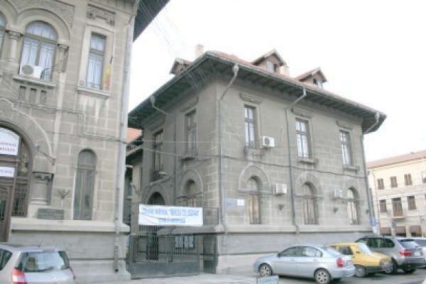 ACUZAŢII de fraudă la Evaluarea Naţională, la Colegiul Mircea cel Bătrân. Ce spune Consiliul Judeţean al Elevilor